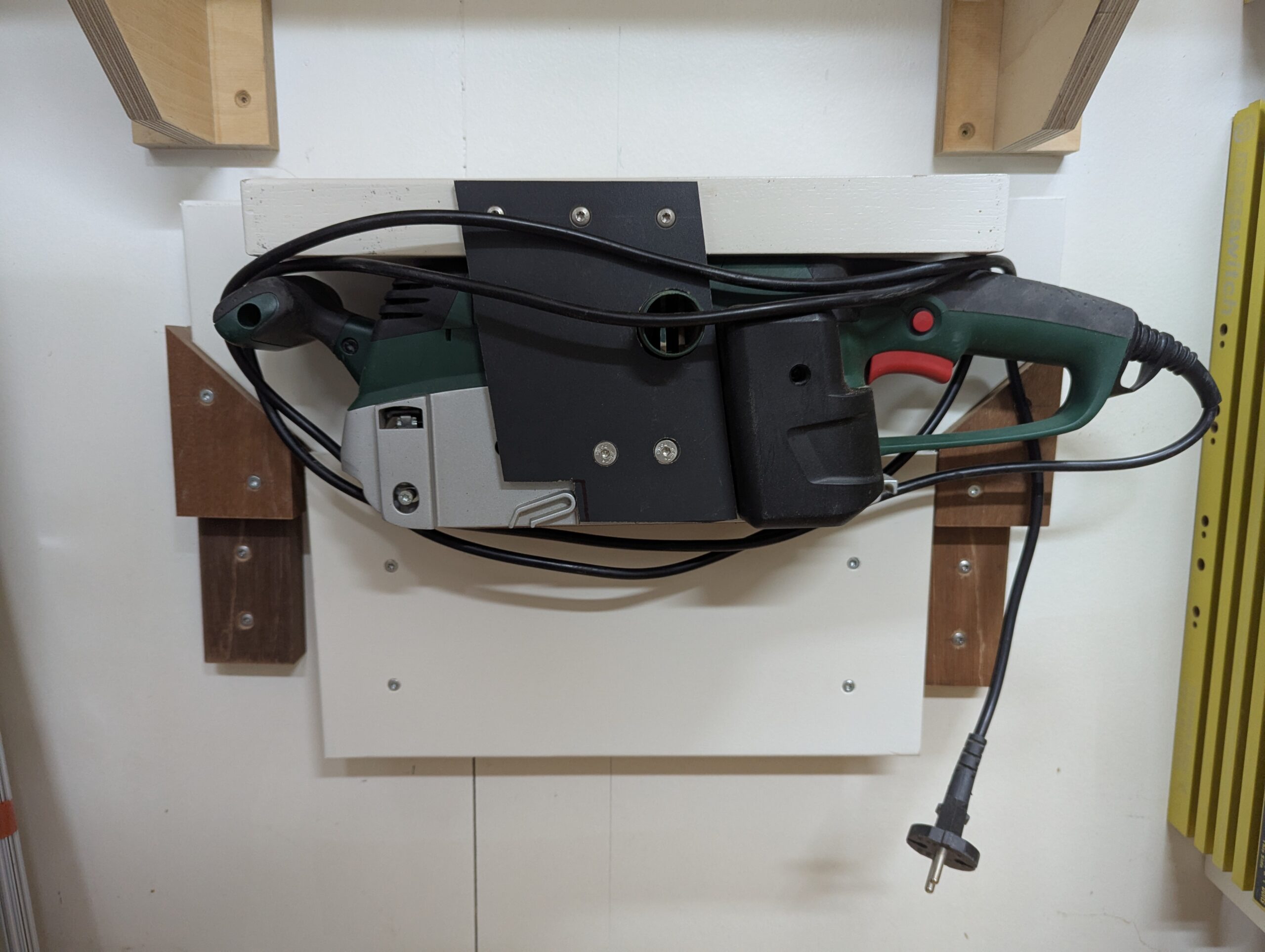 Bandschleifer-Station