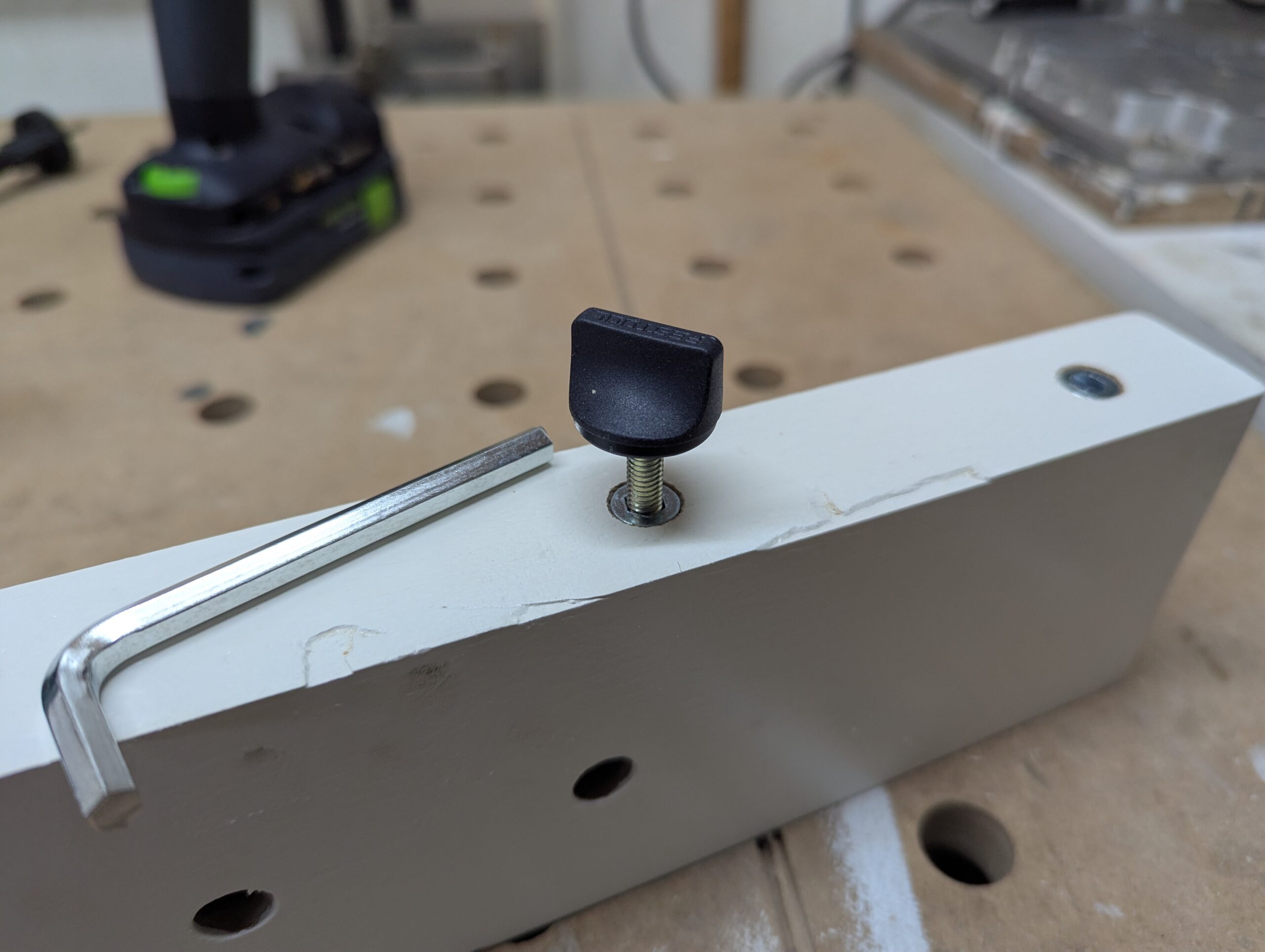 Bandschleifer-Station