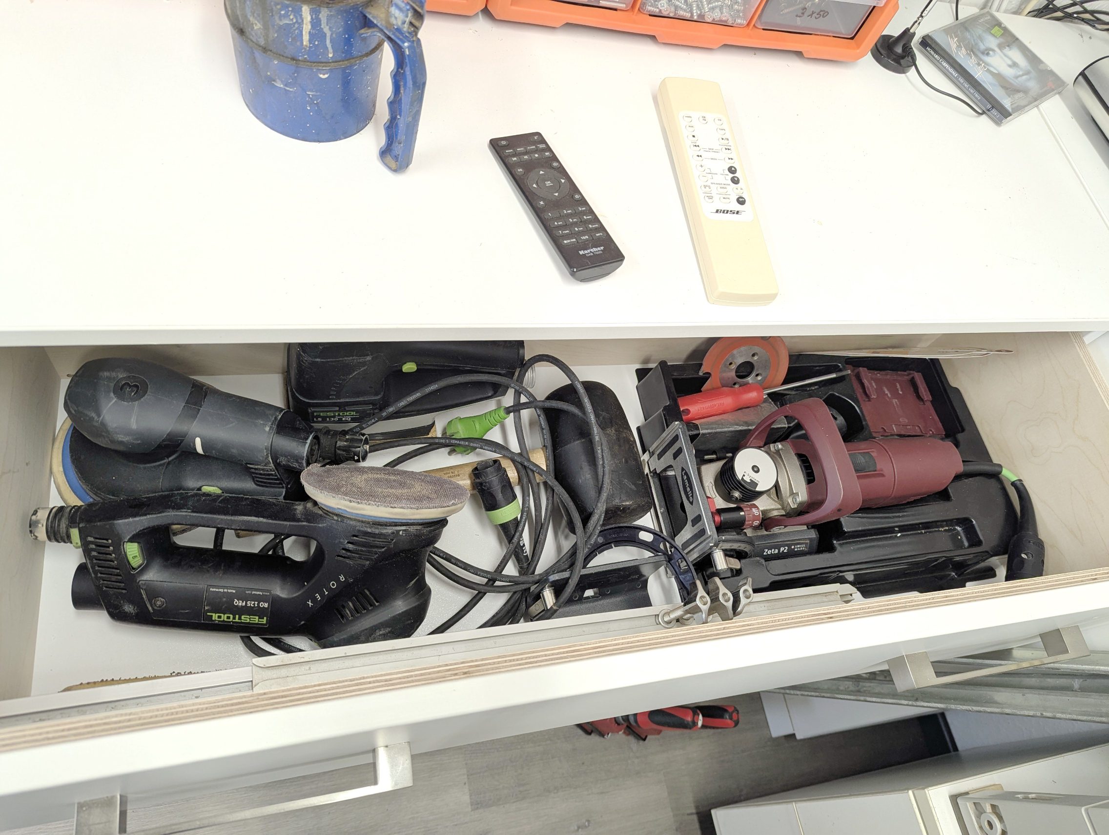 Trespa-Dachbereich Werkstattmöbel