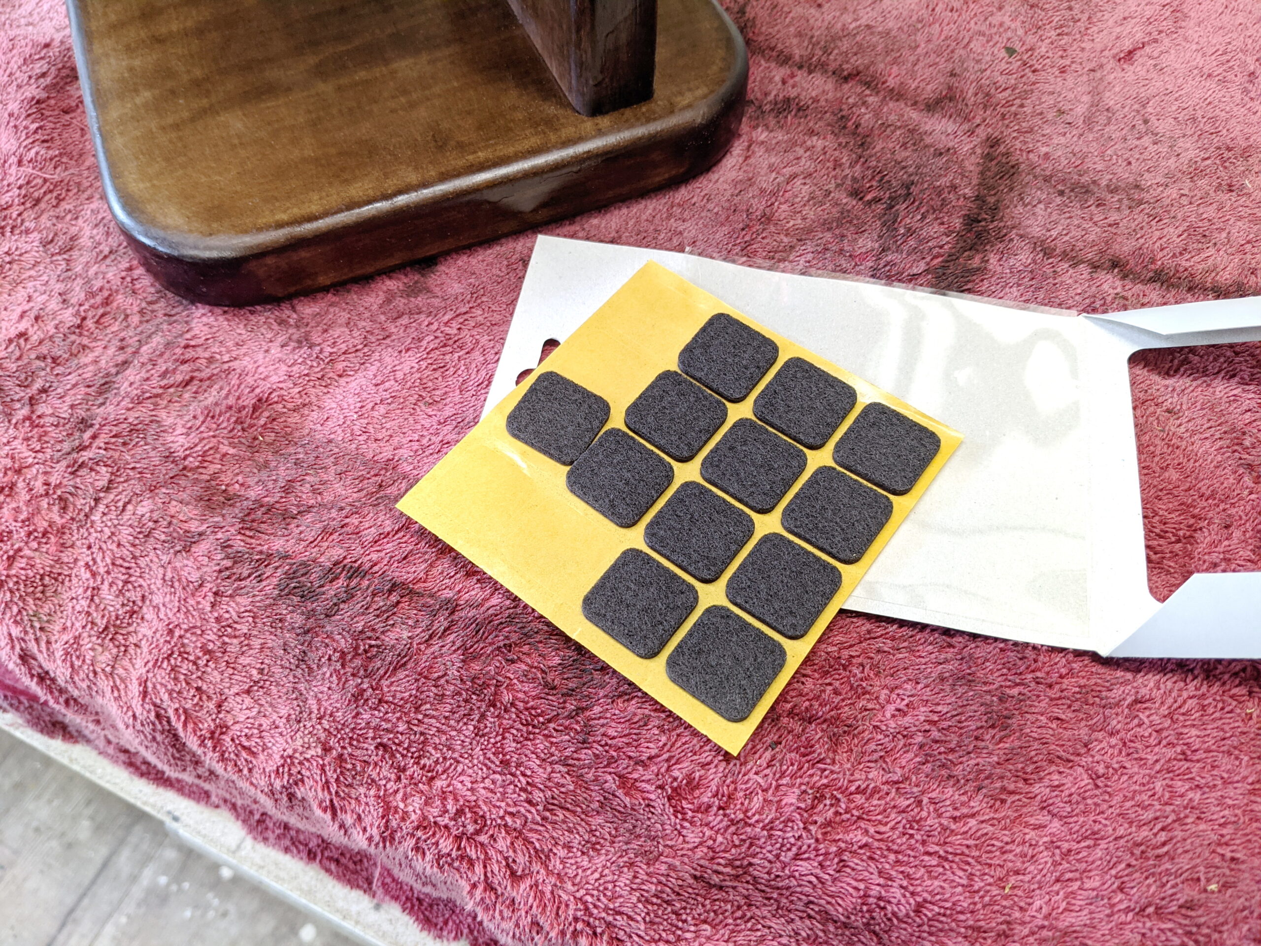 Untersetzer Tischlampe mit Ahornständer