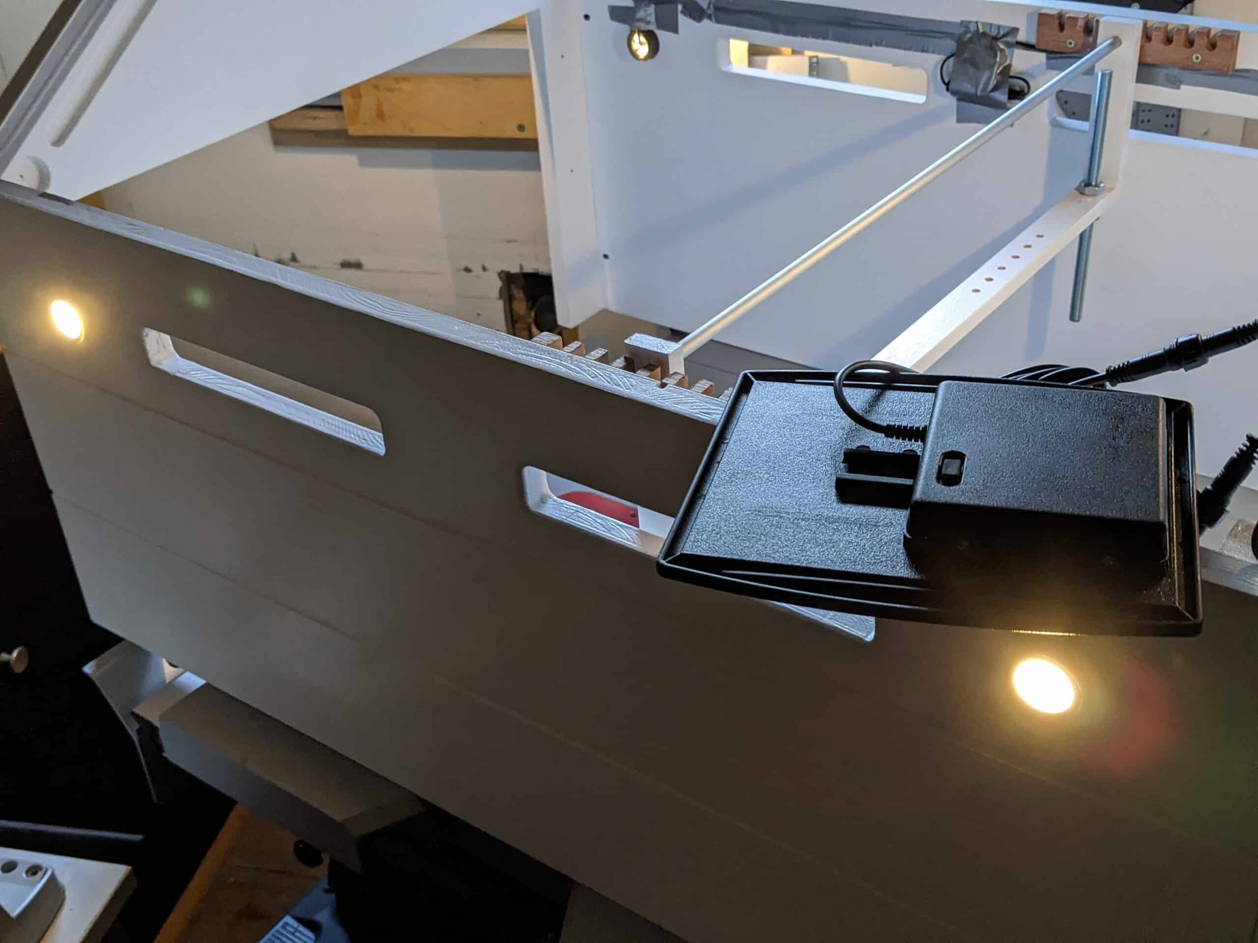 Garage Rasenroboter.PORTRAIT-02.ORIGINAL Garage Rasenroboter