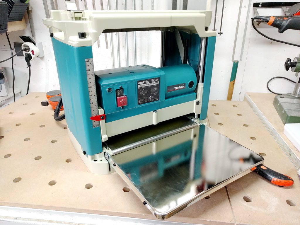 Makita 2012NB Dickenhobel