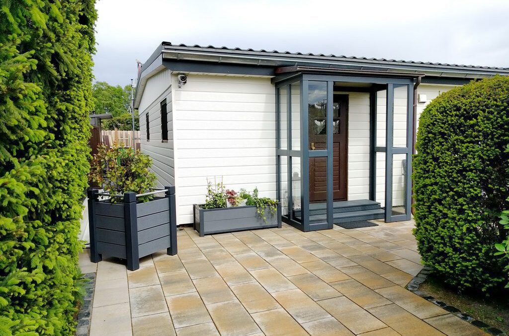 Mobilheim neu verkleiden