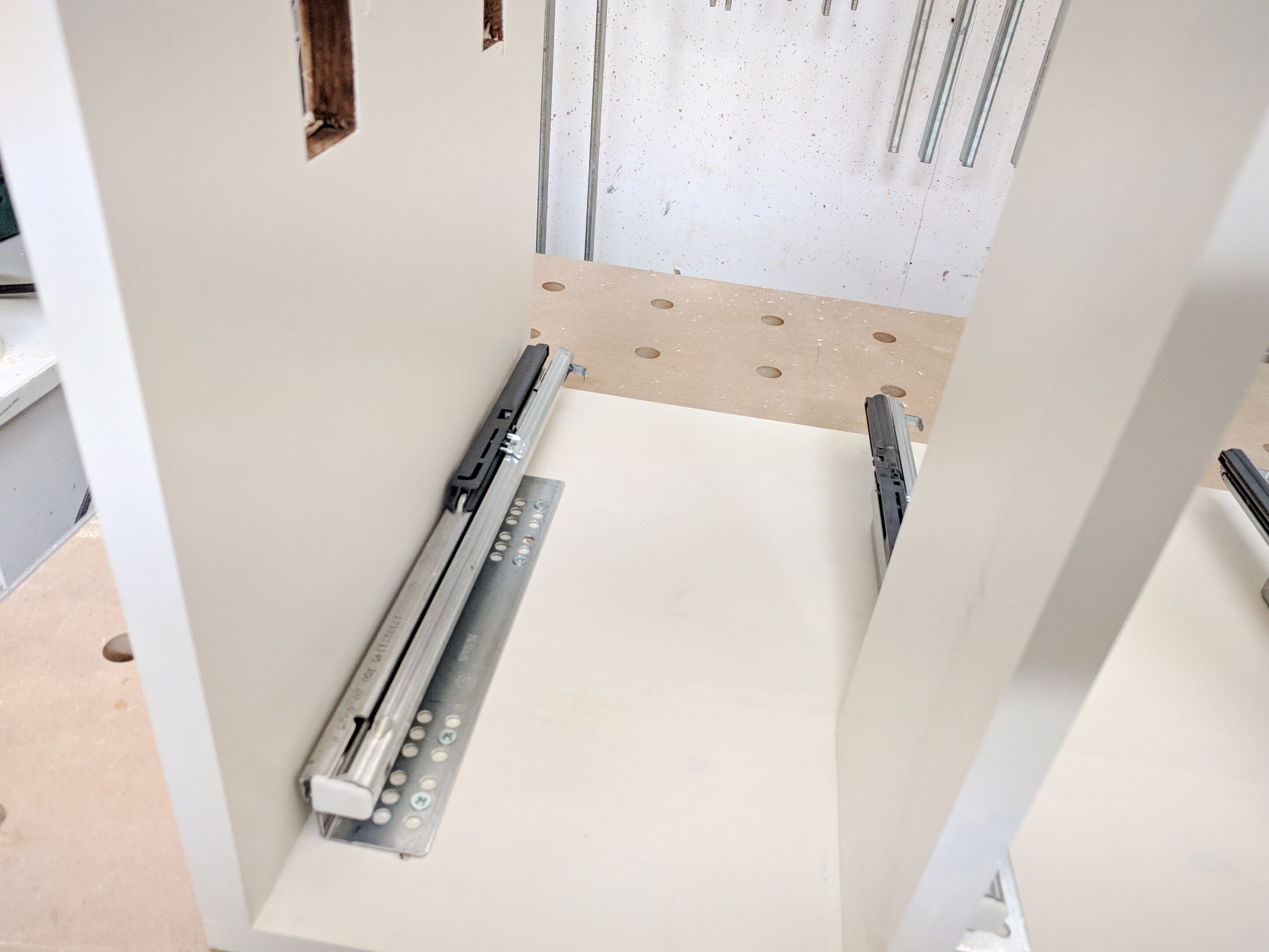 Hettich Quadro V6 Landhaus-Schrank
